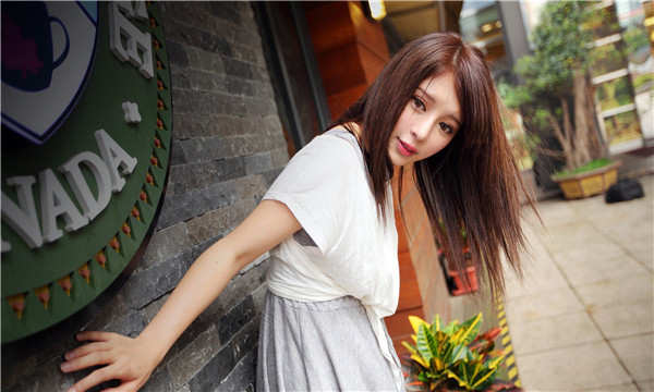 加查想找一个女性生孩子给报酬-｛找个女人生孩子多少钱｝